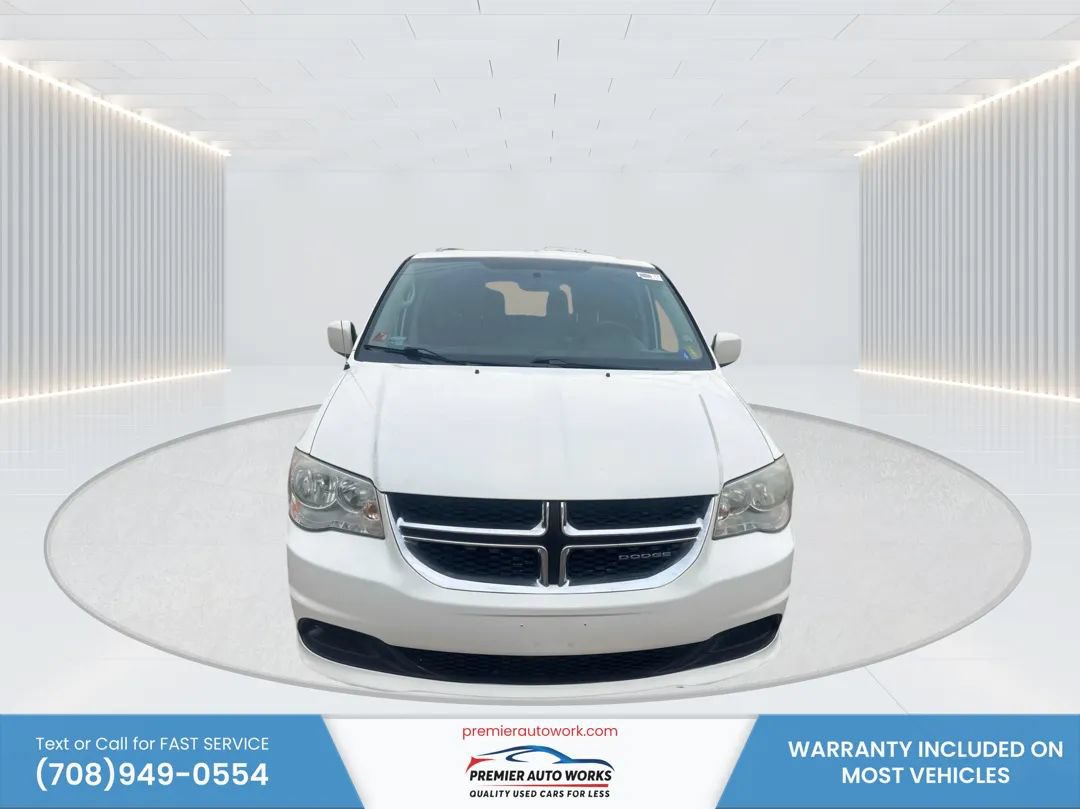 Used 2012 Dodge Grand Caravan SXT FWD image 2