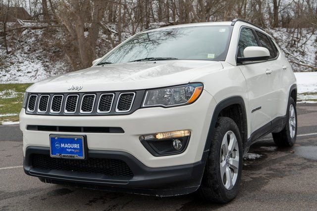 Used 2020 Jeep Compass Latitude w/ Cold Weather Group image 2