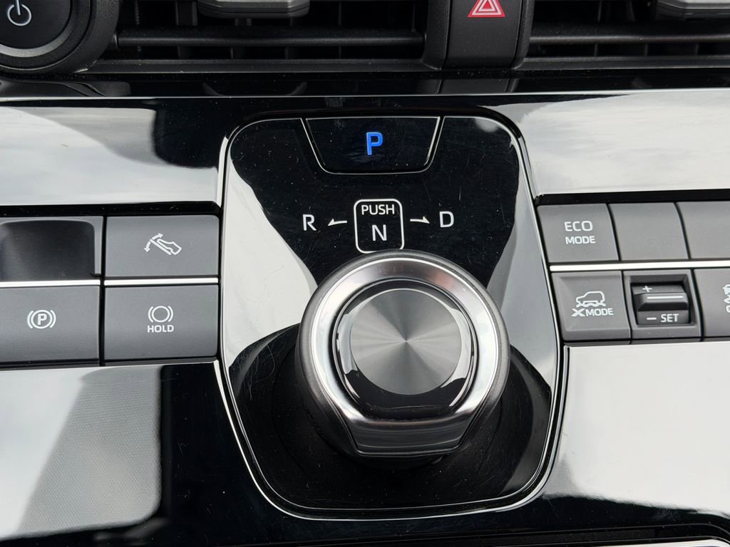 Used 2025 Toyota bZ4X AWD w/ Weather Package image 25
