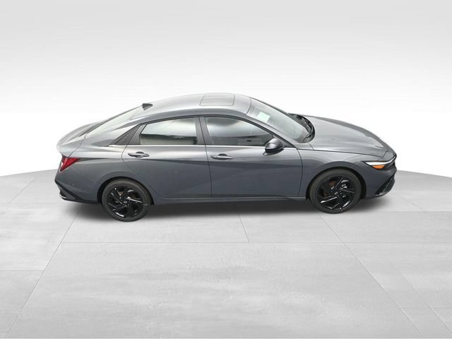 New 2026 Hyundai Elantra SEL Sport Premium FWD image 29
