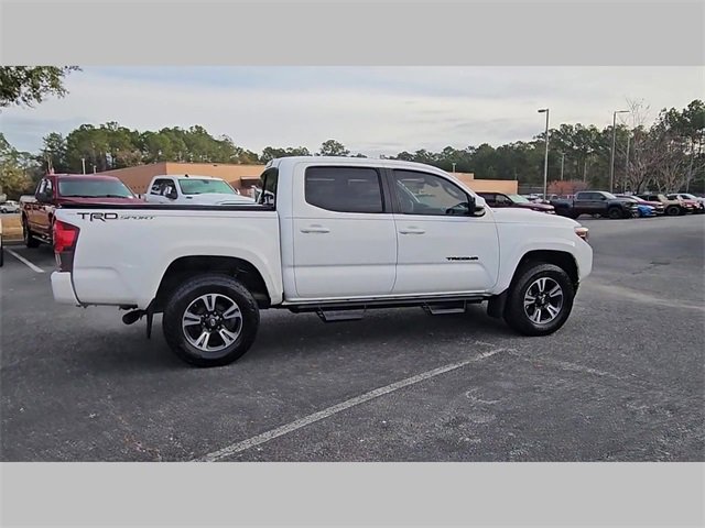 Used 2019 Toyota Tacoma TRD Sport image 34