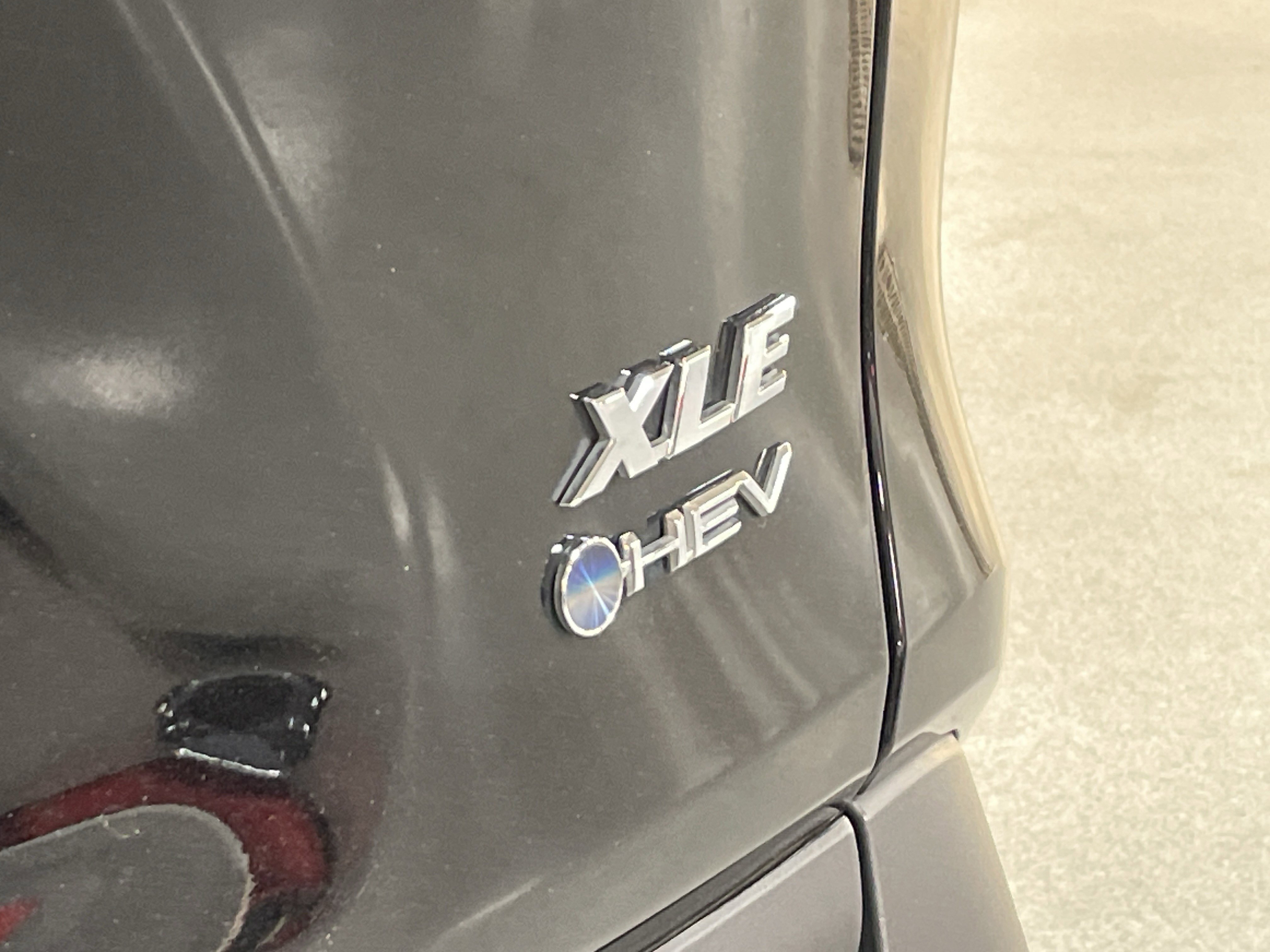 Used 2025 Toyota RAV4 XLE w/ Convenience Package AWD/4WD image 38