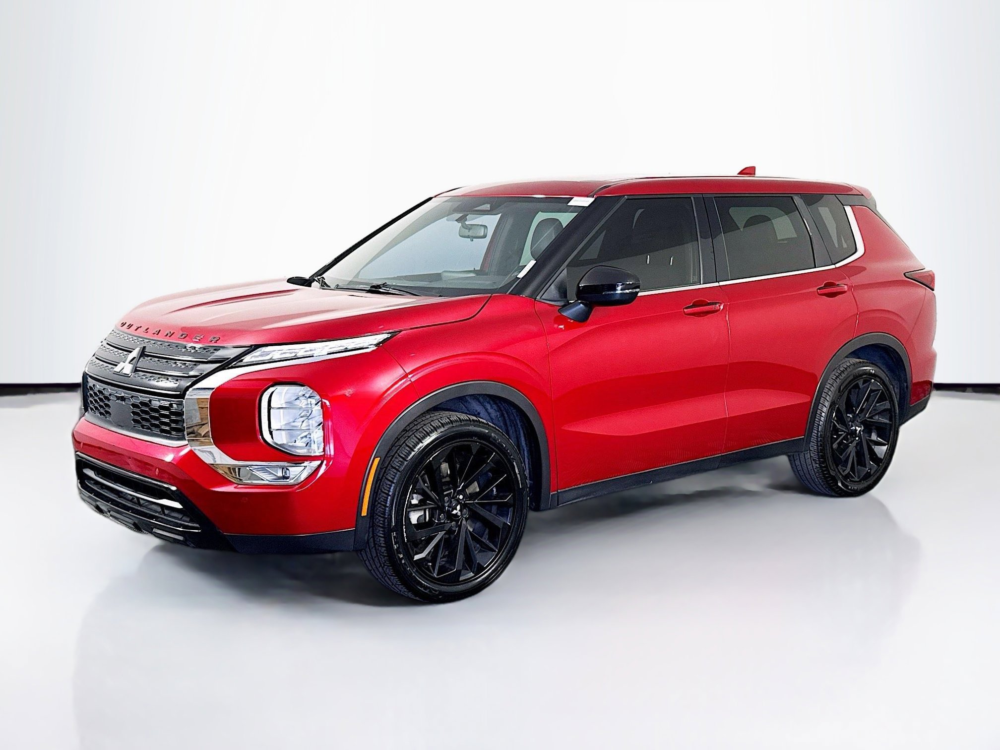 Used 2022 Mitsubishi Outlander SE FWD image 3