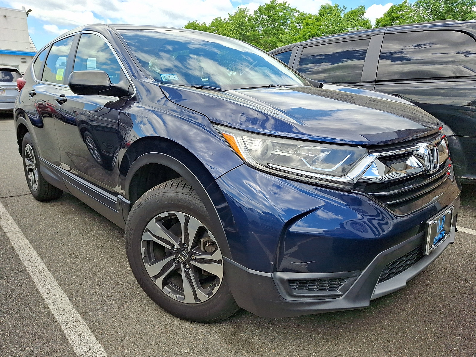 Used 2017 Honda CR-V LX image 2