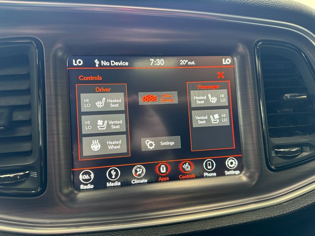 Used 2018 Dodge Challenger GT w/ Blacktop Package AWD/4WD image 31