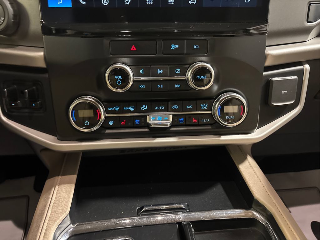 Certified 2022 Ford Expedition Max XLT AWD/4WD image 33