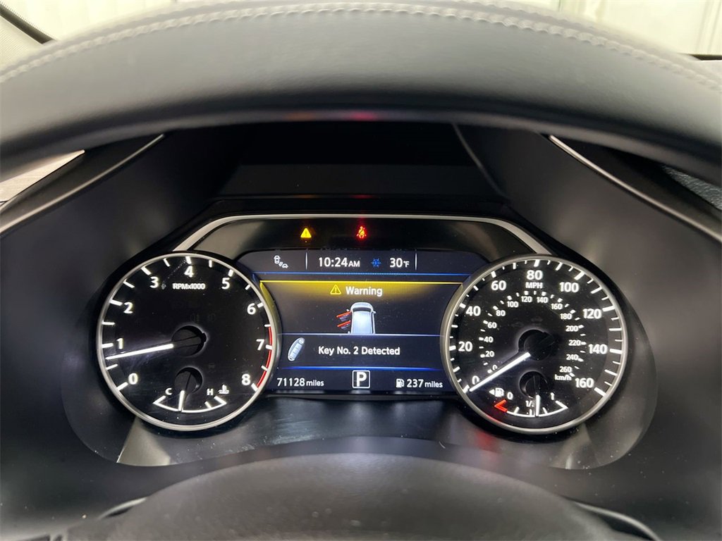 Used 2017 Nissan Murano SV w/ Premium Plus Package image 11