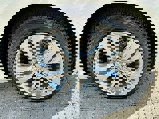 Certified 2022 Acura TLX w/ Technology Package image 12