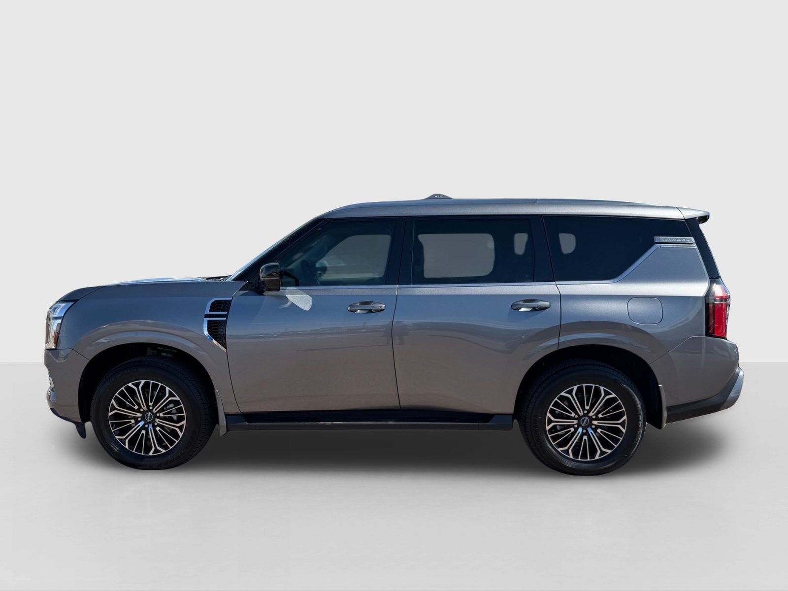 New 2027 Nissan Armada Platinum AWD/4WD image 2