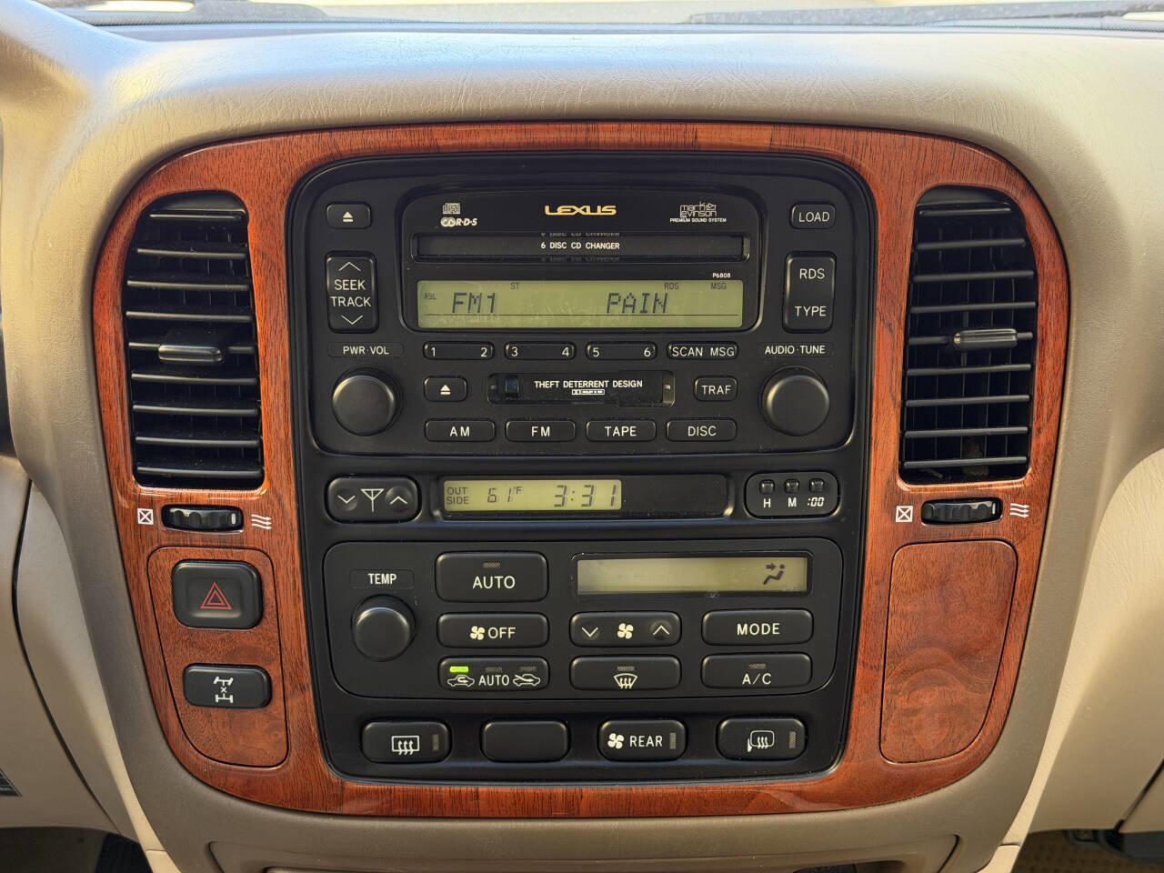 Used 2001 Lexus LX 470 4WD image 32