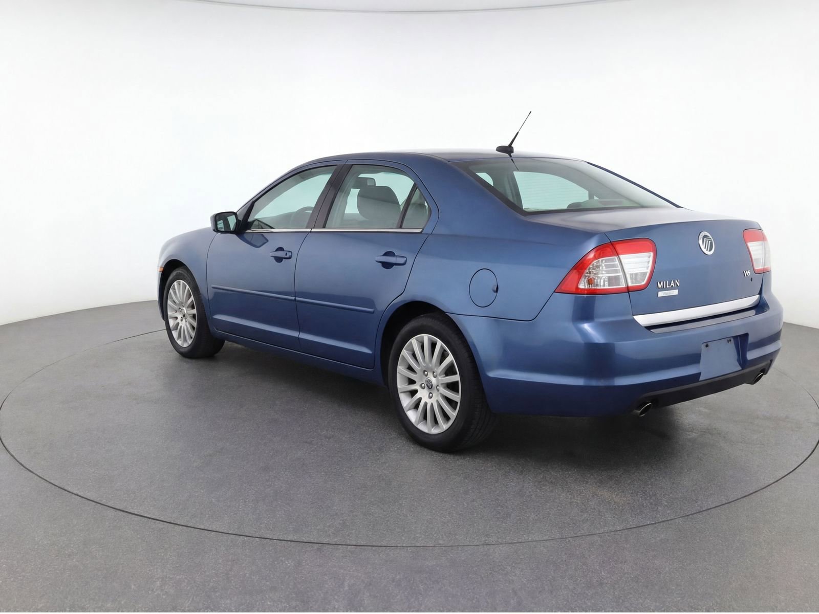 Used 2009 Mercury Milan Premier FWD image 4