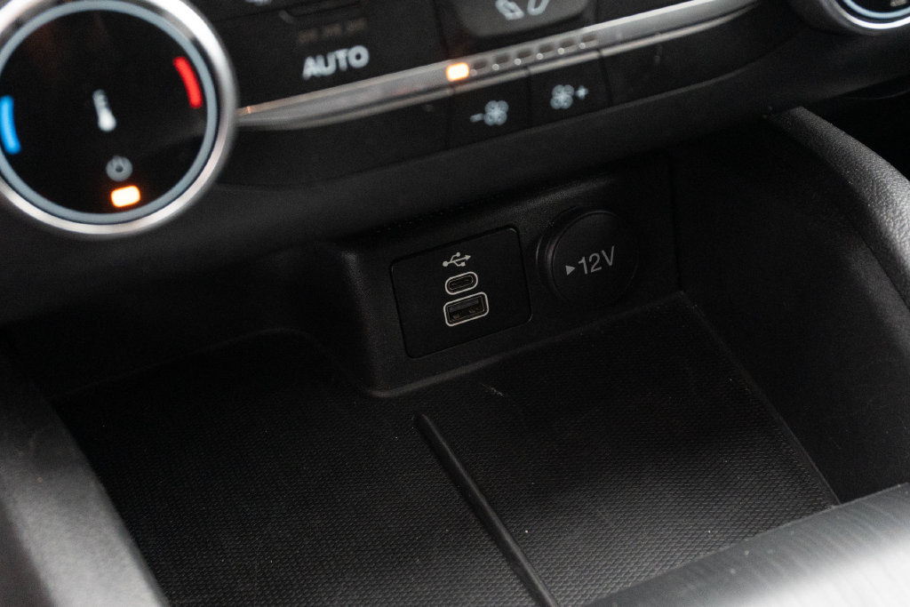 Used 2025 Ford Escape Active FWD image 27