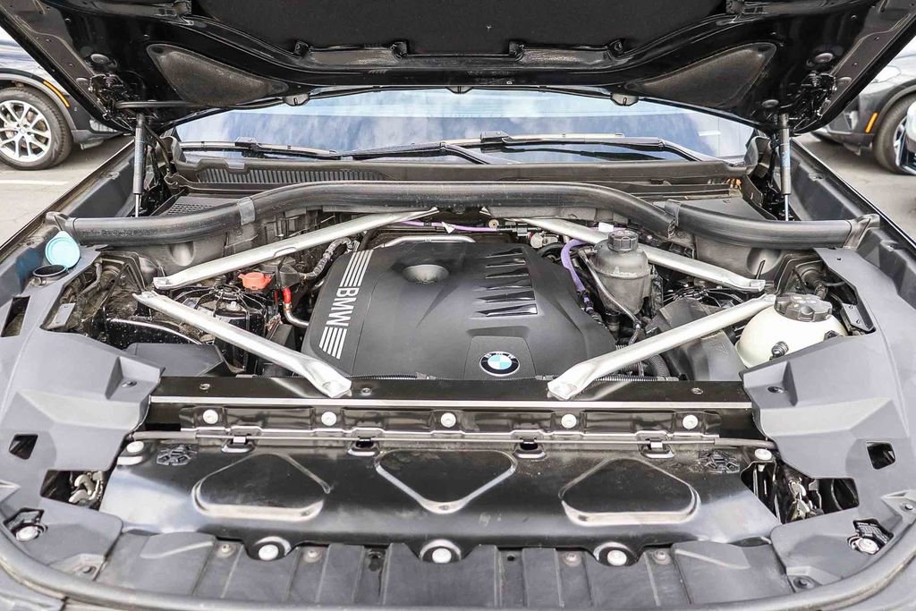 Used 2025 BMW X5 xDrive40i image 28