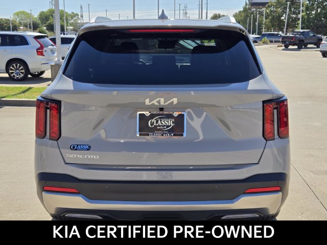 Certified 2026 Kia Sorento S w/ S Panoramic Sunroof Package FWD image 5