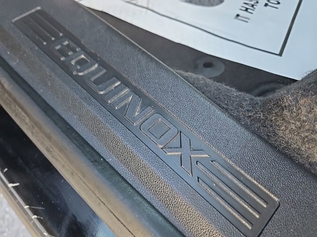Used 2020 Chevrolet Equinox LT AWD/4WD image 17