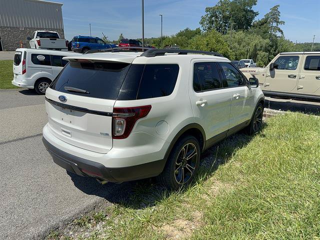 Used 2015 Ford Explorer Sport w/ Equipment Group 401A AWD/4WD image 5