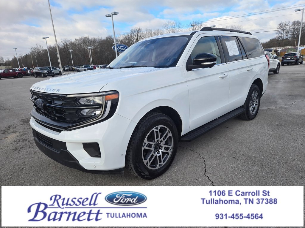 Used 2025 Ford Expedition Active image 1