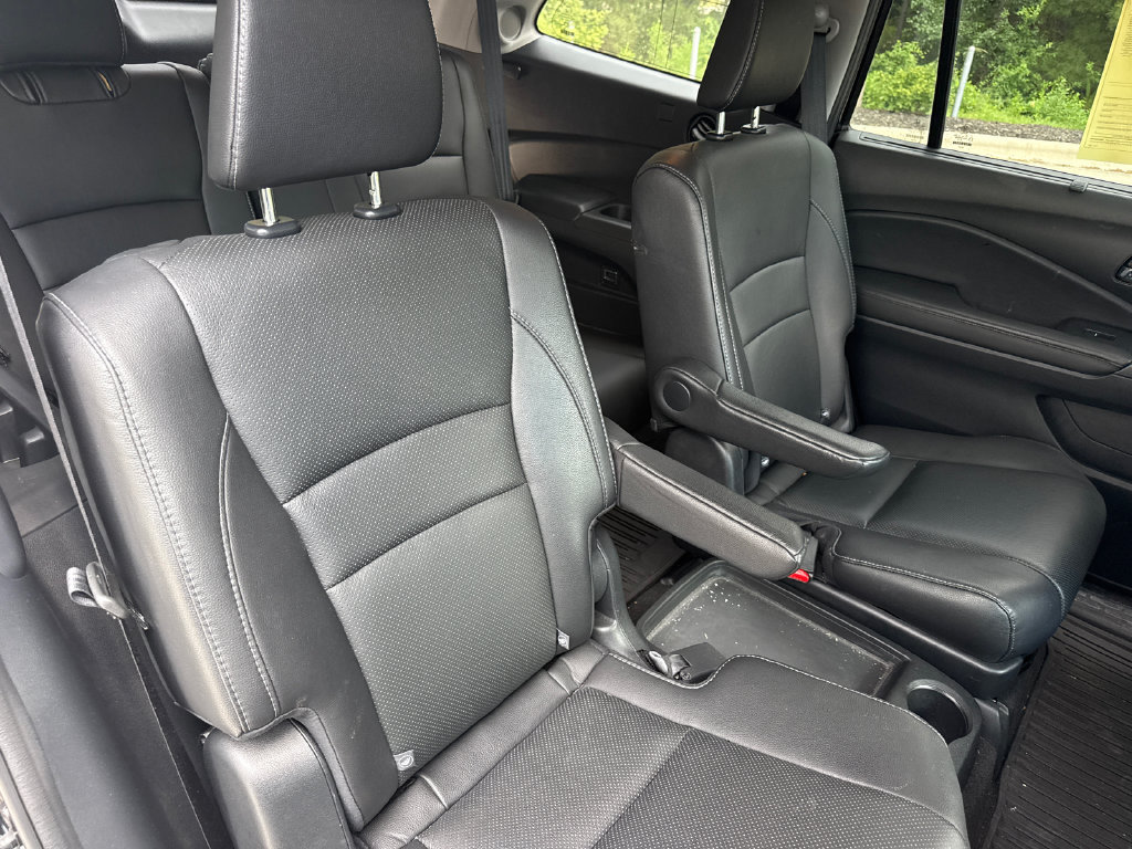 Used 2017 Honda Pilot Elite image 33