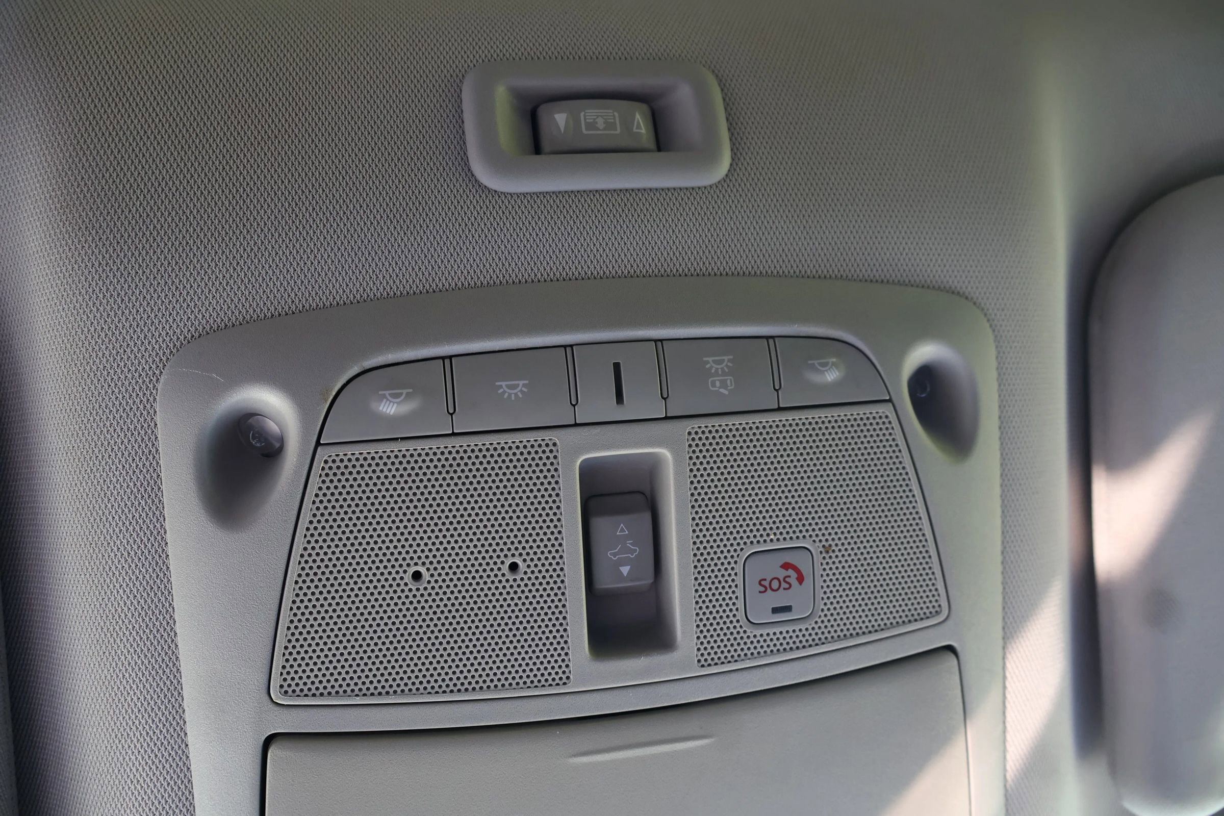 Used 2019 Nissan Pathfinder Platinum image 40