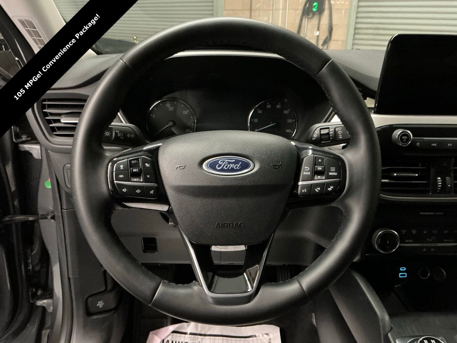 Used 2022 Ford Escape SE w/ Convenience Package image 17