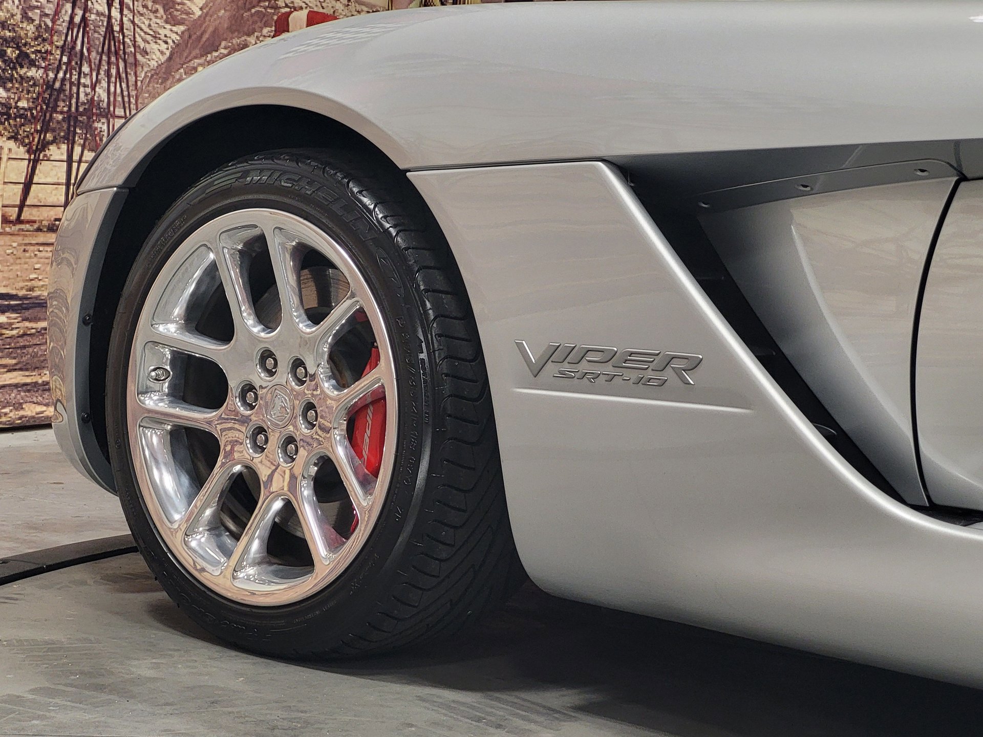 Used 2005 Dodge Viper SRT-10 image 9