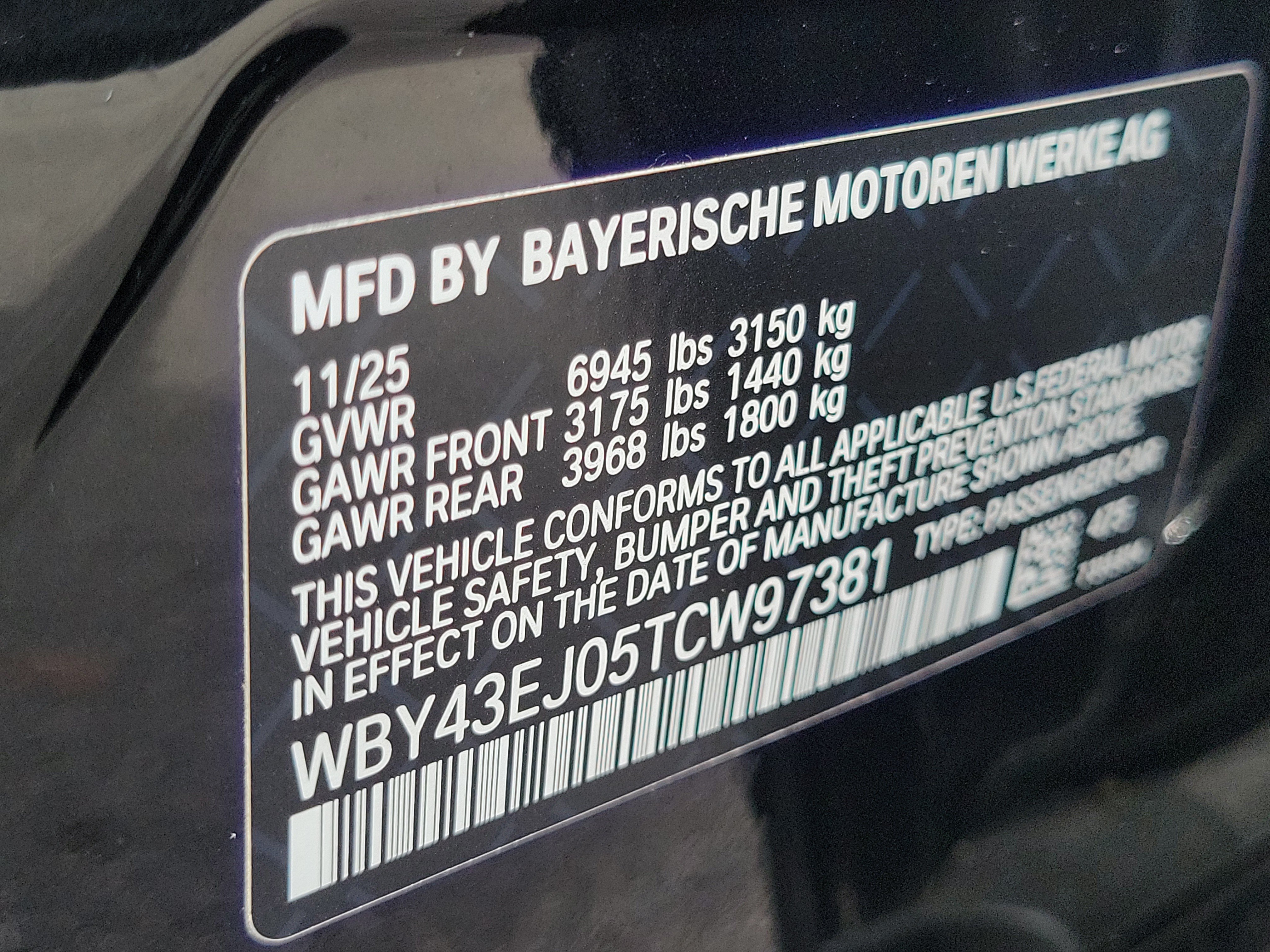 Used 2026 BMW i7 eDrive50 w/ M Sport Package RWD image 10