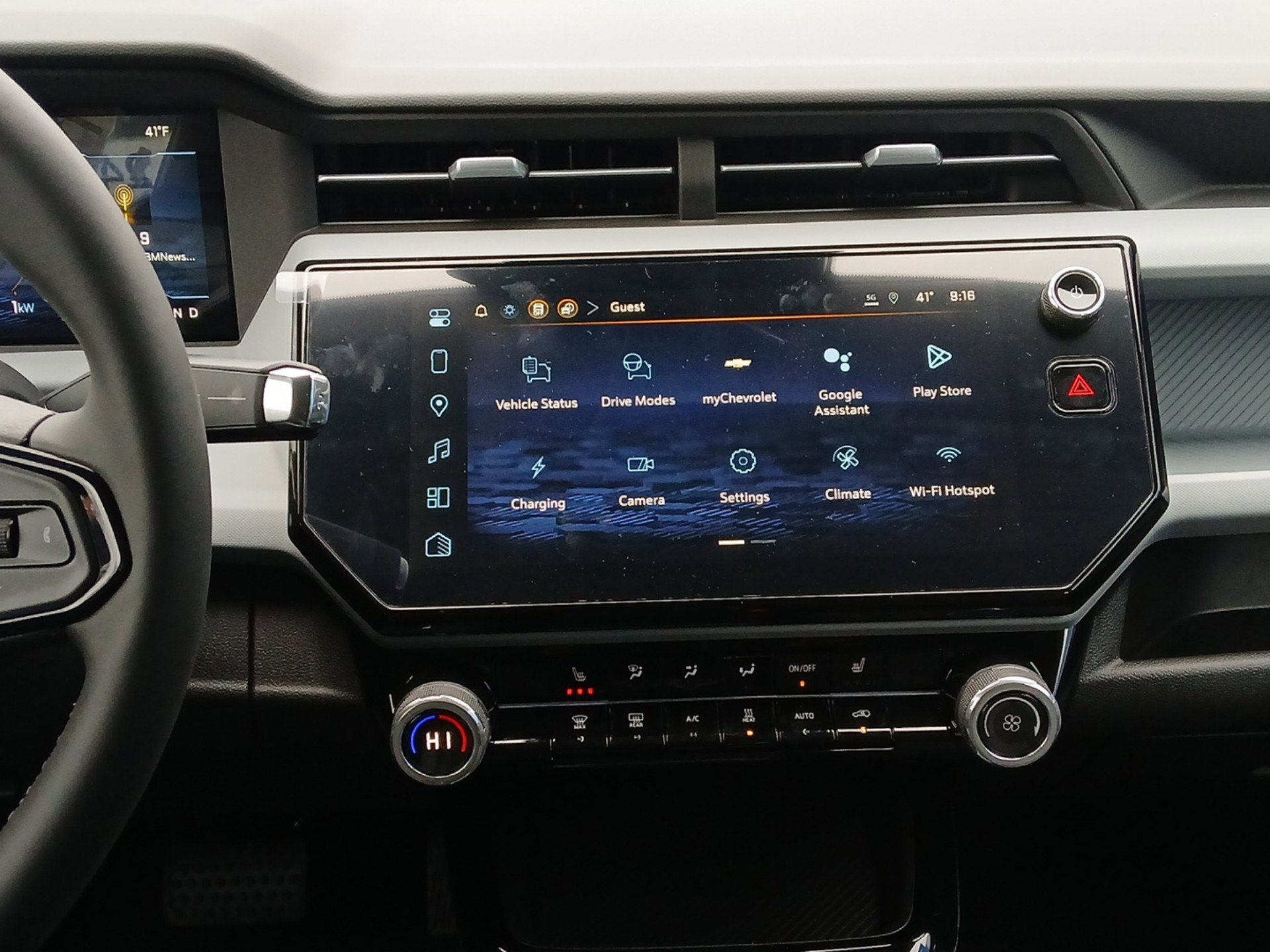 New 2027 Chevrolet Bolt LT w/ Comfort Package image 12