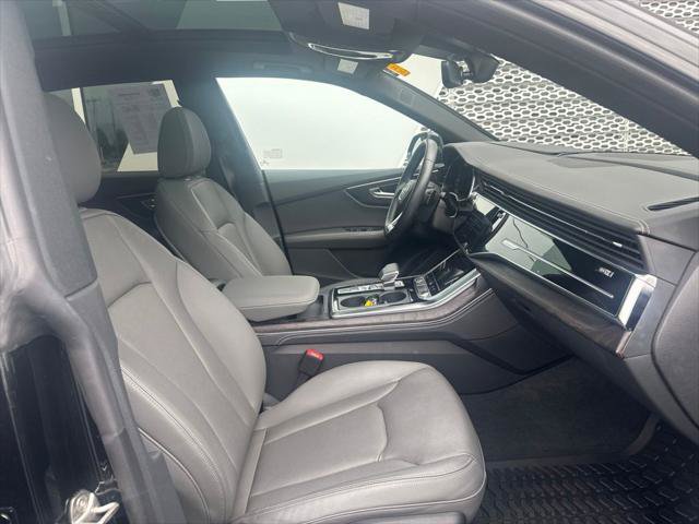Used 2022 Audi Q8 Prestige AWD/4WD image 31
