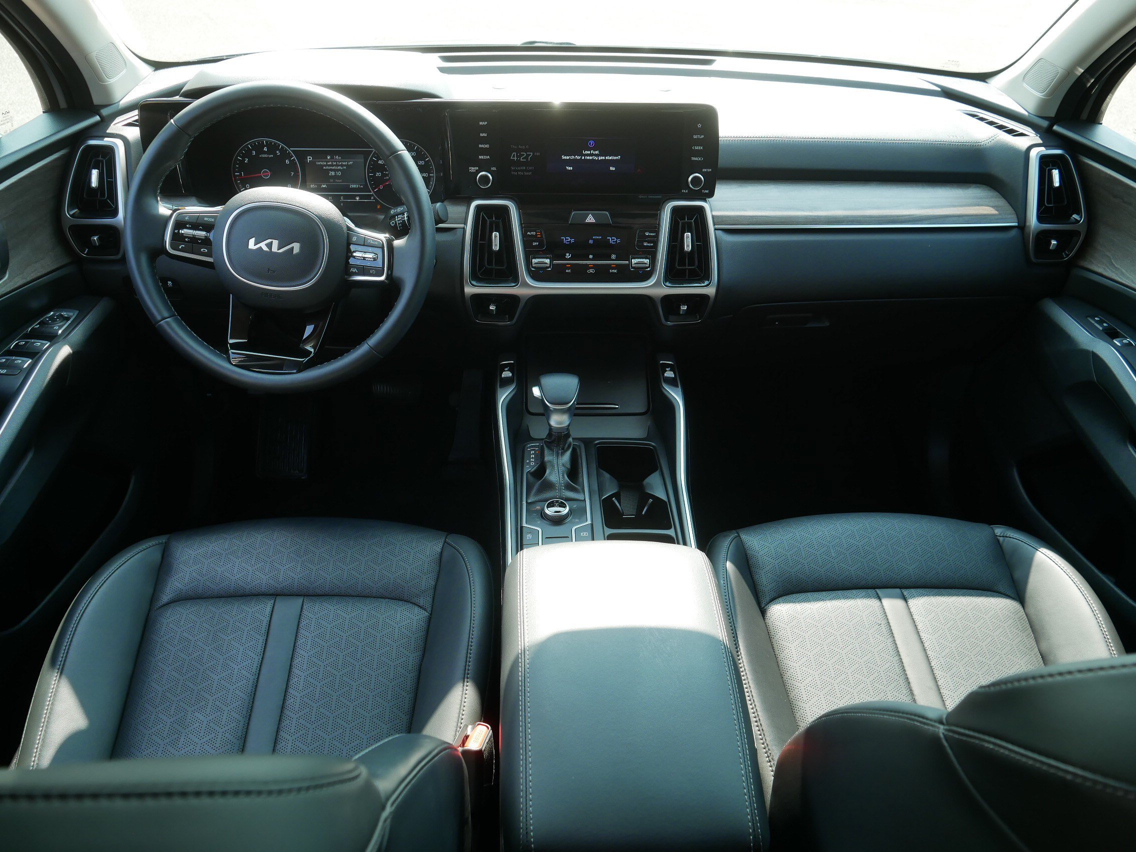 Certified 2023 Kia Sorento S w/ Panoramic Sunroof Package AWD/4WD image 10