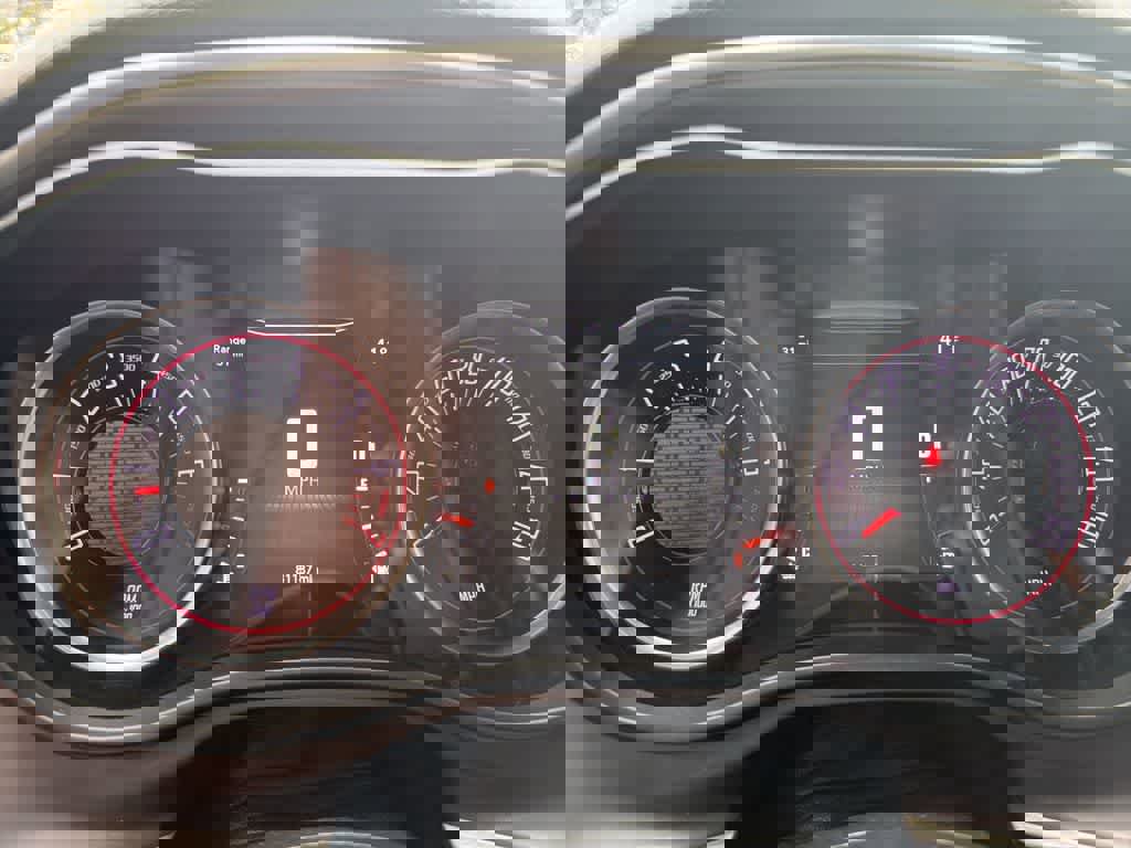 Used 2019 Dodge Challenger SXT image 25