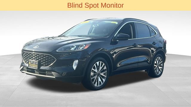 Used 2021 Ford Escape Titanium image 4