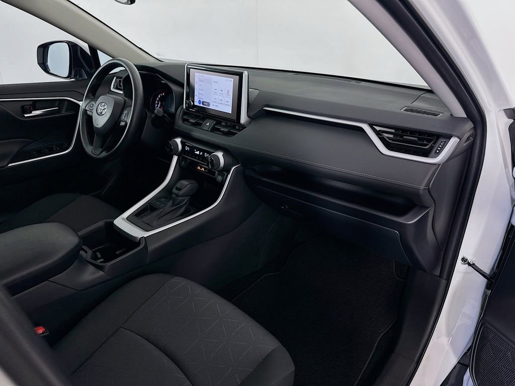 Certified 2025 Toyota RAV4 XLE w/ Convenience Package image 29