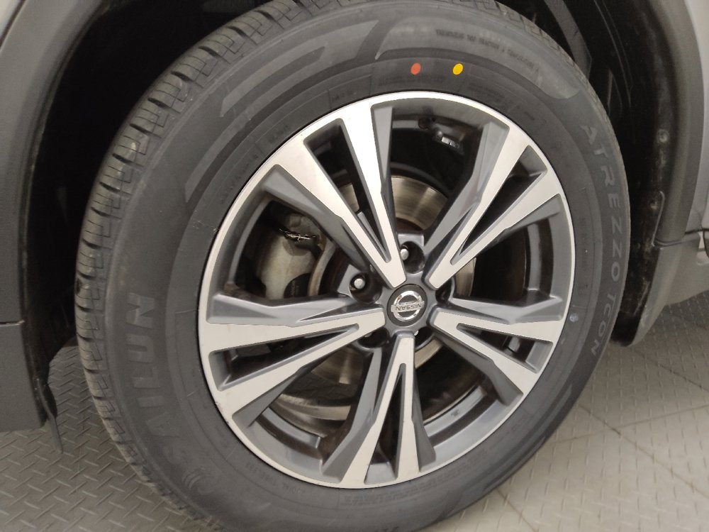 Used 2018 Nissan Rogue SL w/ Premium Package AWD/4WD image 31