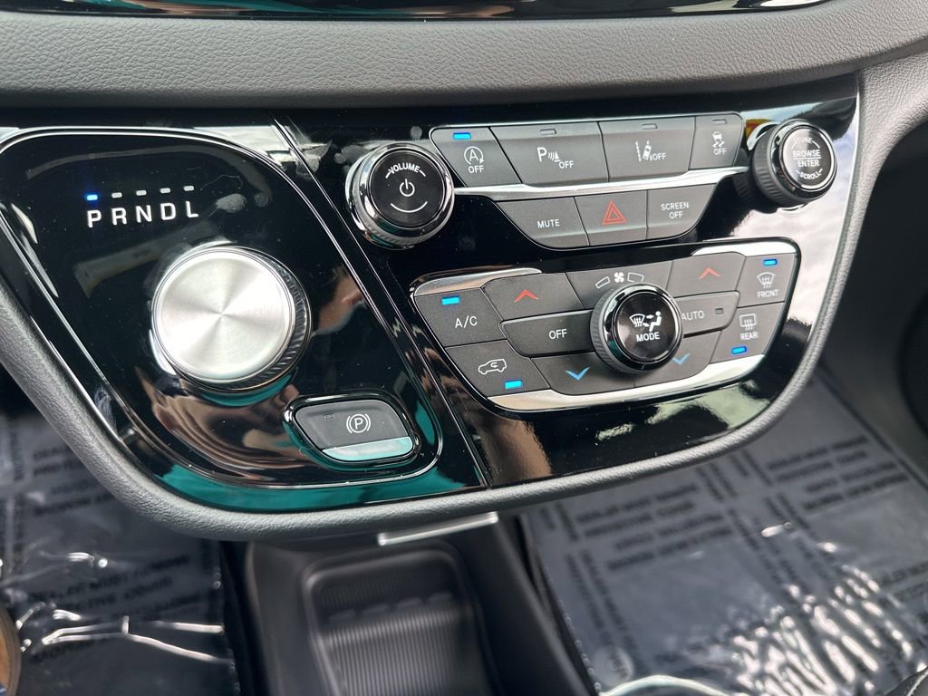 New 2026 Chrysler Voyager LX image 45