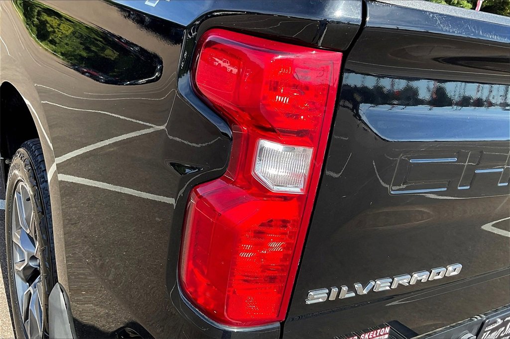 Used 2019 Chevrolet Silverado 1500 LT w/ All-Star Edition image 29