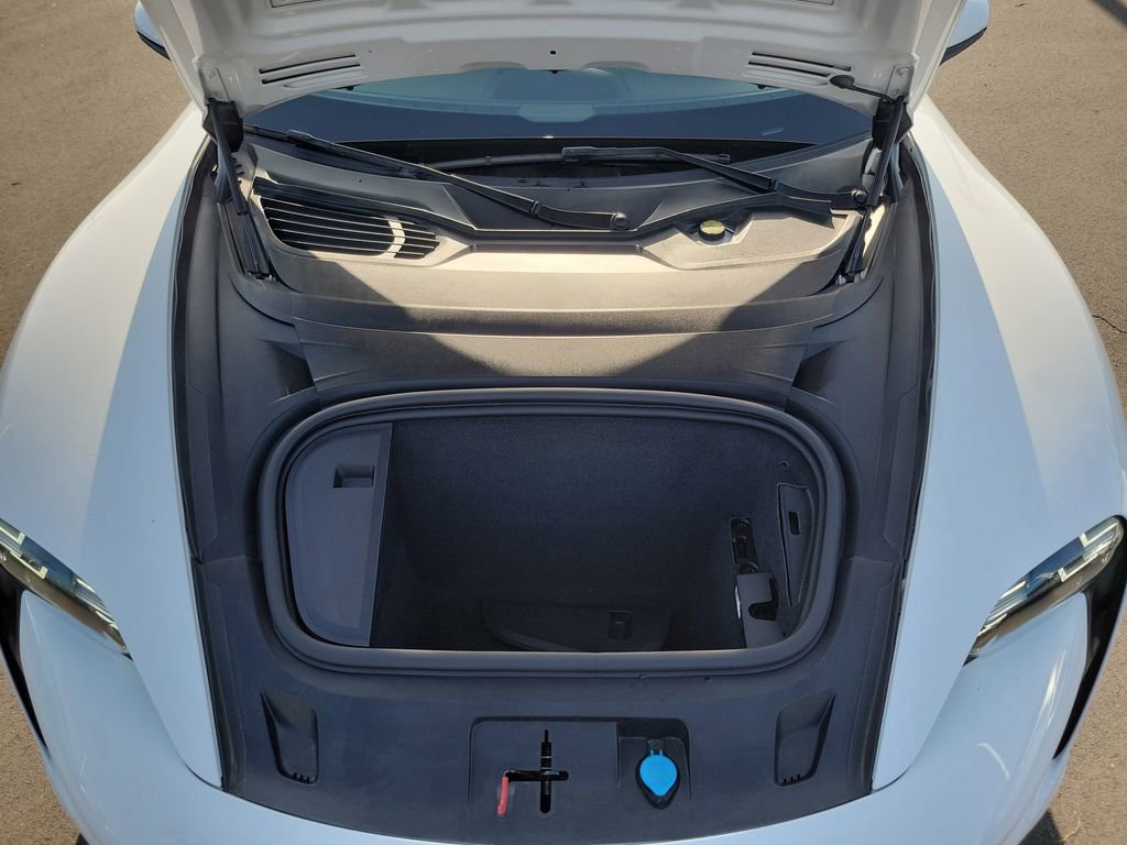 Used 2021 Porsche Taycan 4S image 23