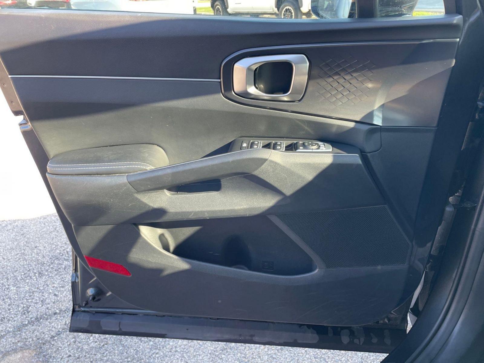 Used 2024 Kia Sorento S image 18