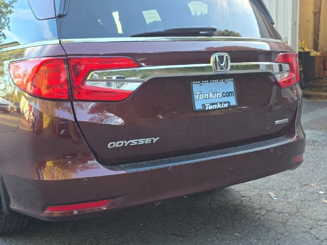 Used 2018 Honda Odyssey Touring image 16