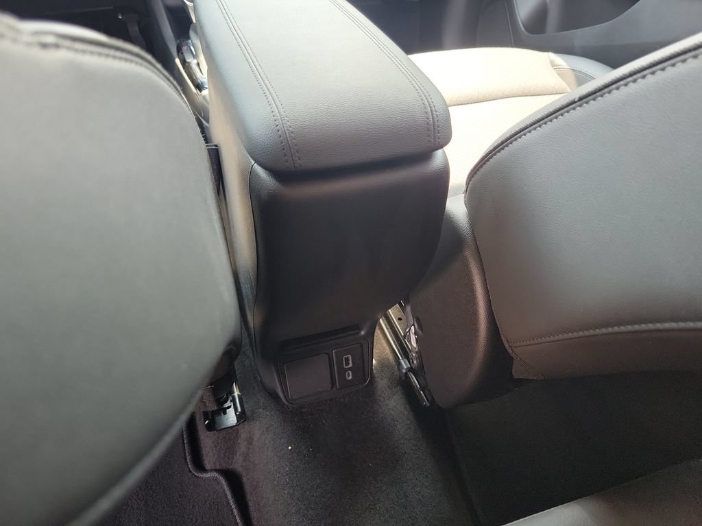Used 2023 Buick Encore GX Select w/ Sport Touring Package AWD/4WD image 11