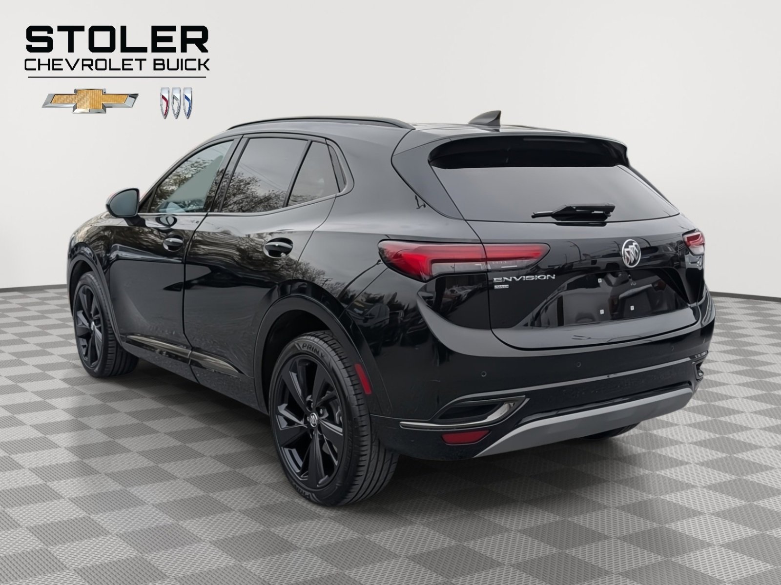 Used 2023 Buick Envision Essence w/ Sport Touring Package image 3