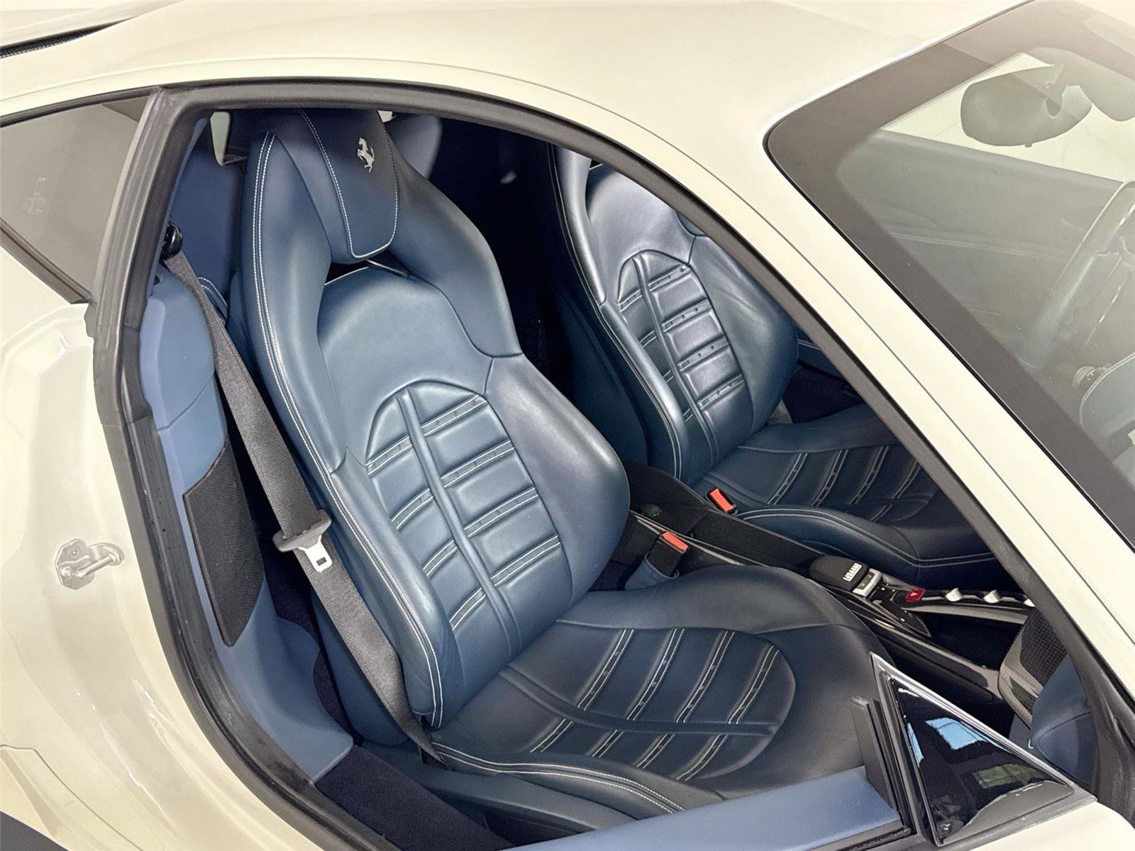 Used 2016 Ferrari 488 GTB image 17