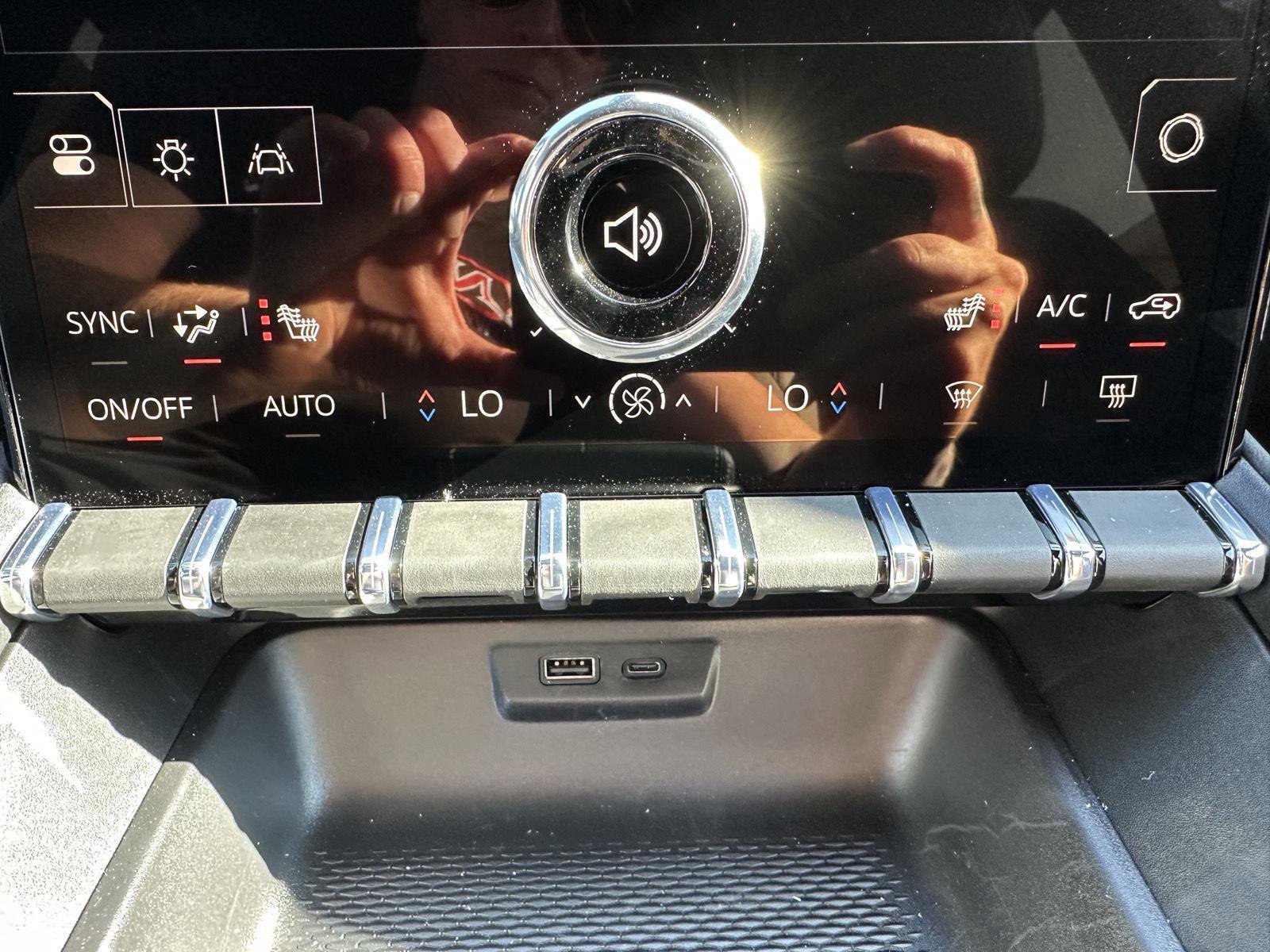 New 2026 GMC Terrain Elevation w/ Elevation Premium Package image 20