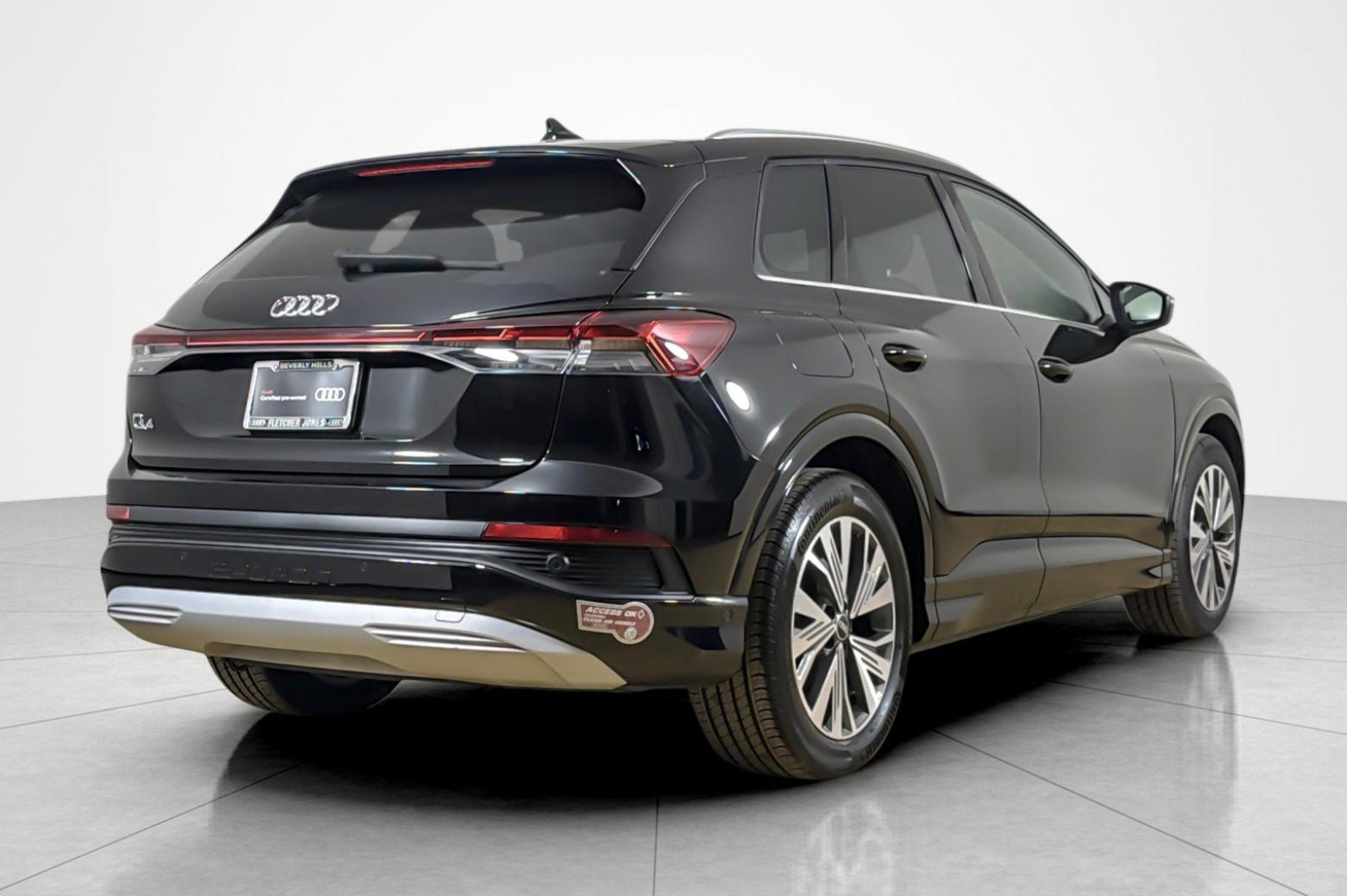 Certified 2023 Audi Q4 e-tron Premium w/ Premium Plus RWD image 5