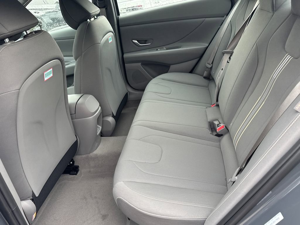 New 2025 Hyundai Elantra SEL image 11
