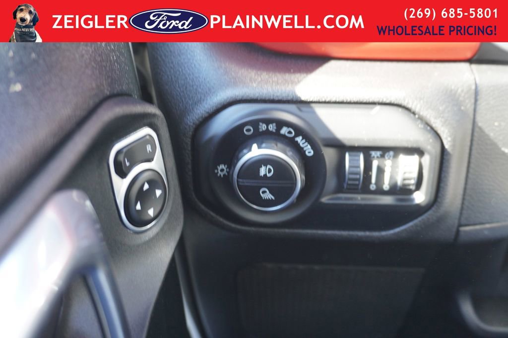 Used 2021 Jeep Gladiator Rubicon w/ LED Lighting Group image 28