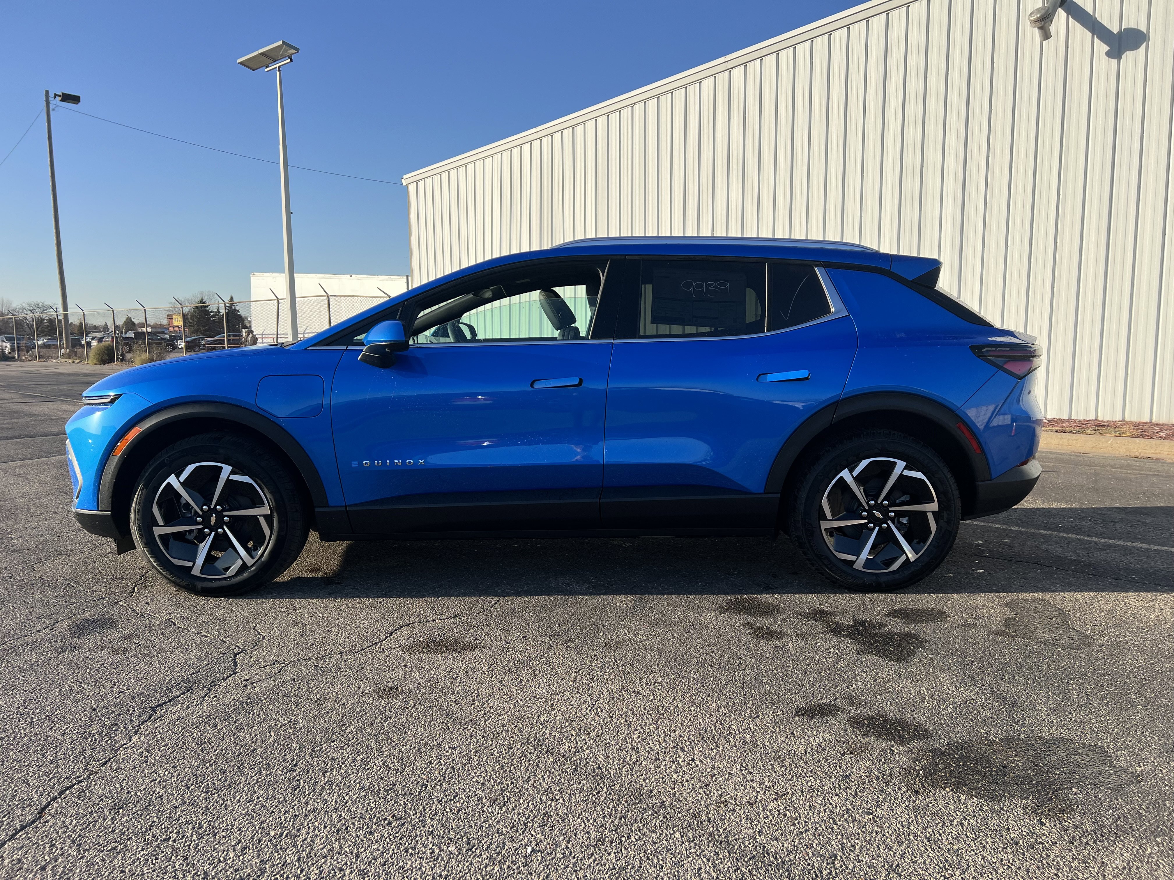 New 2026 Chevrolet Equinox EV LT image 2