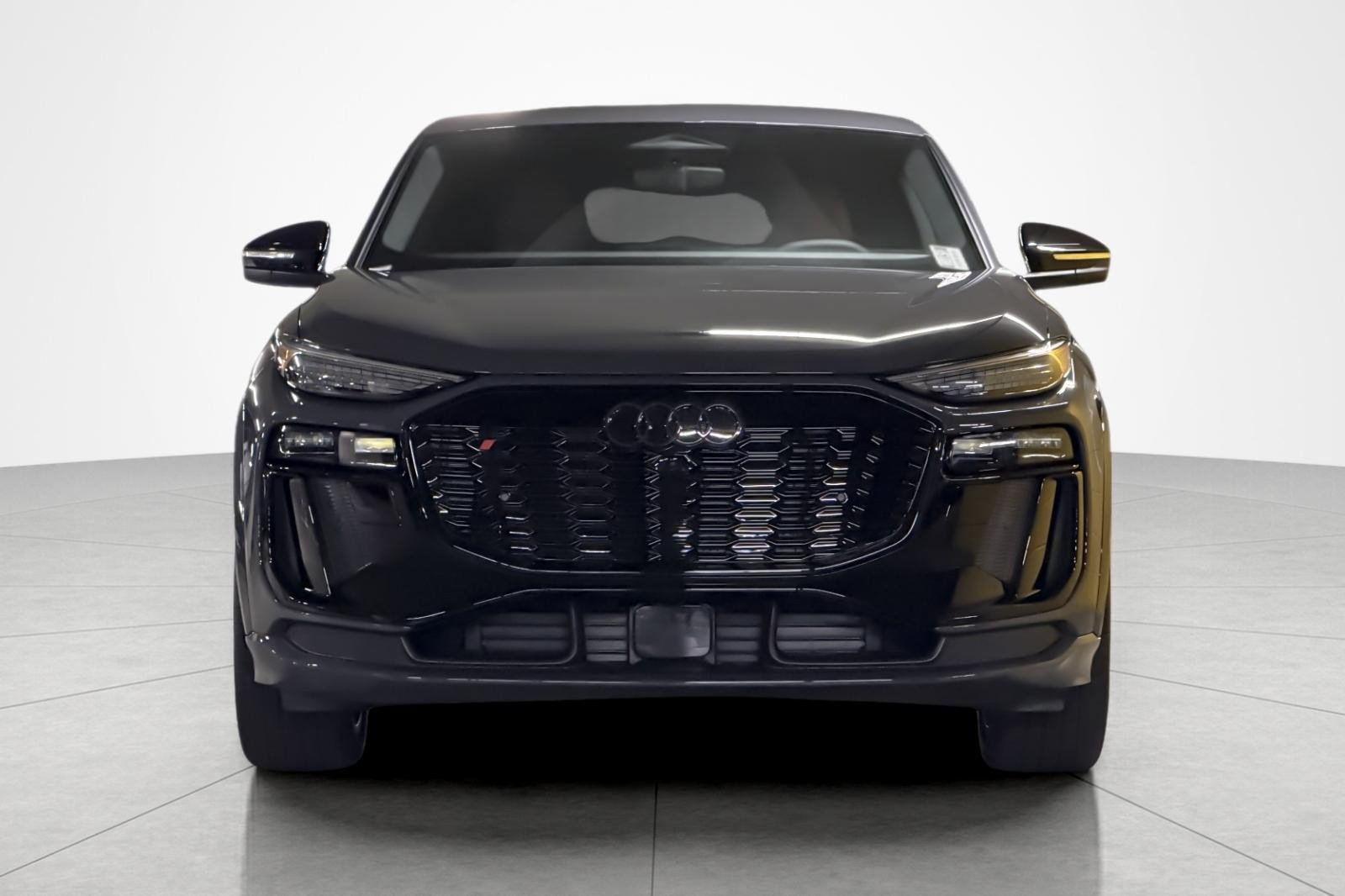 New 2027 Audi SQ6 e-tron Prestige AWD/4WD image 8