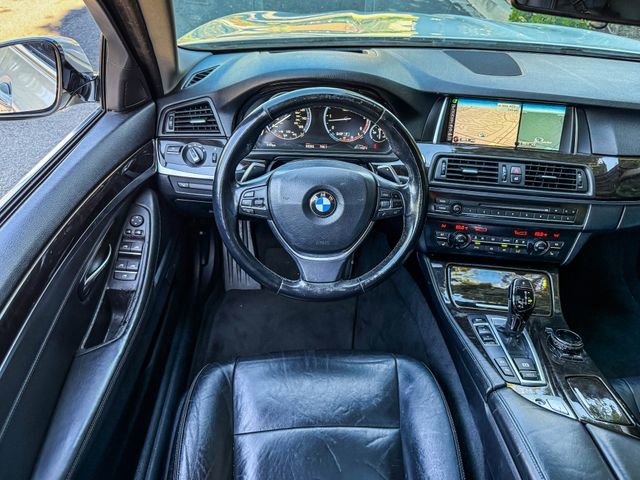 Used 2016 BMW 535d Sedan image 28