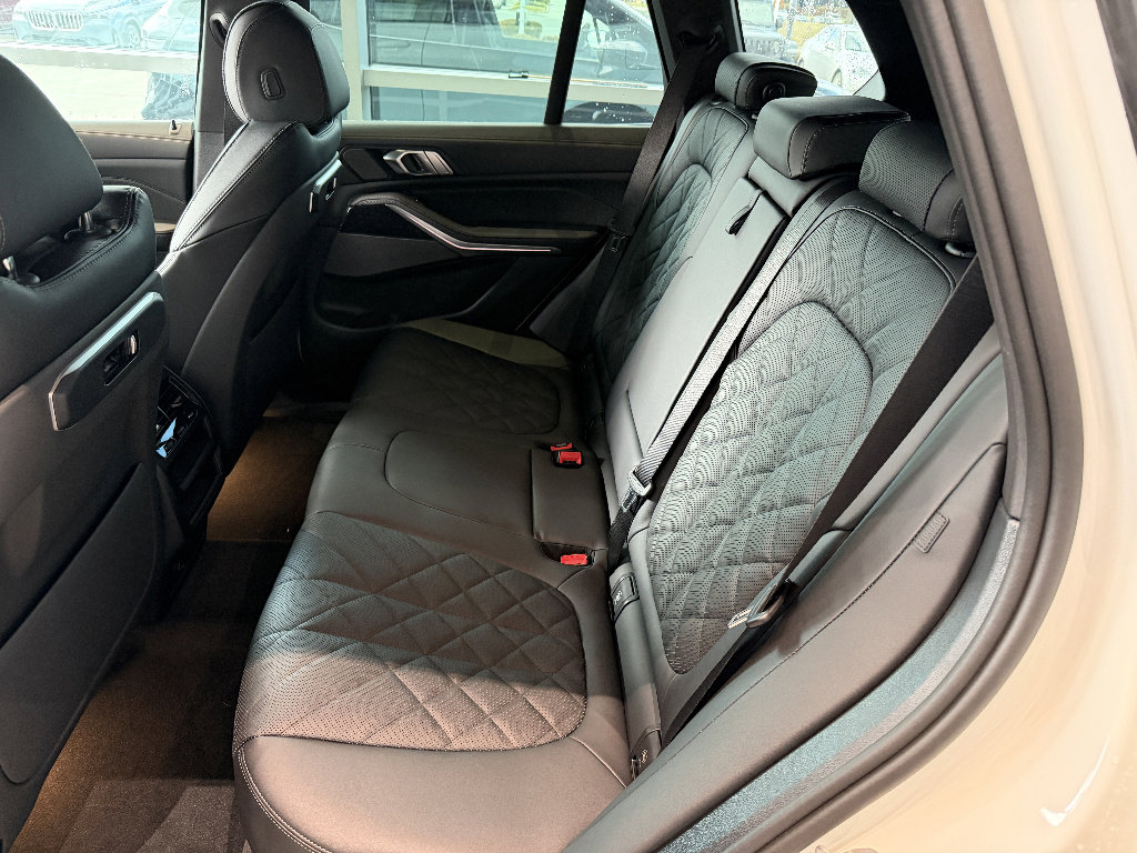 New 2026 BMW X5 xDrive40i image 13