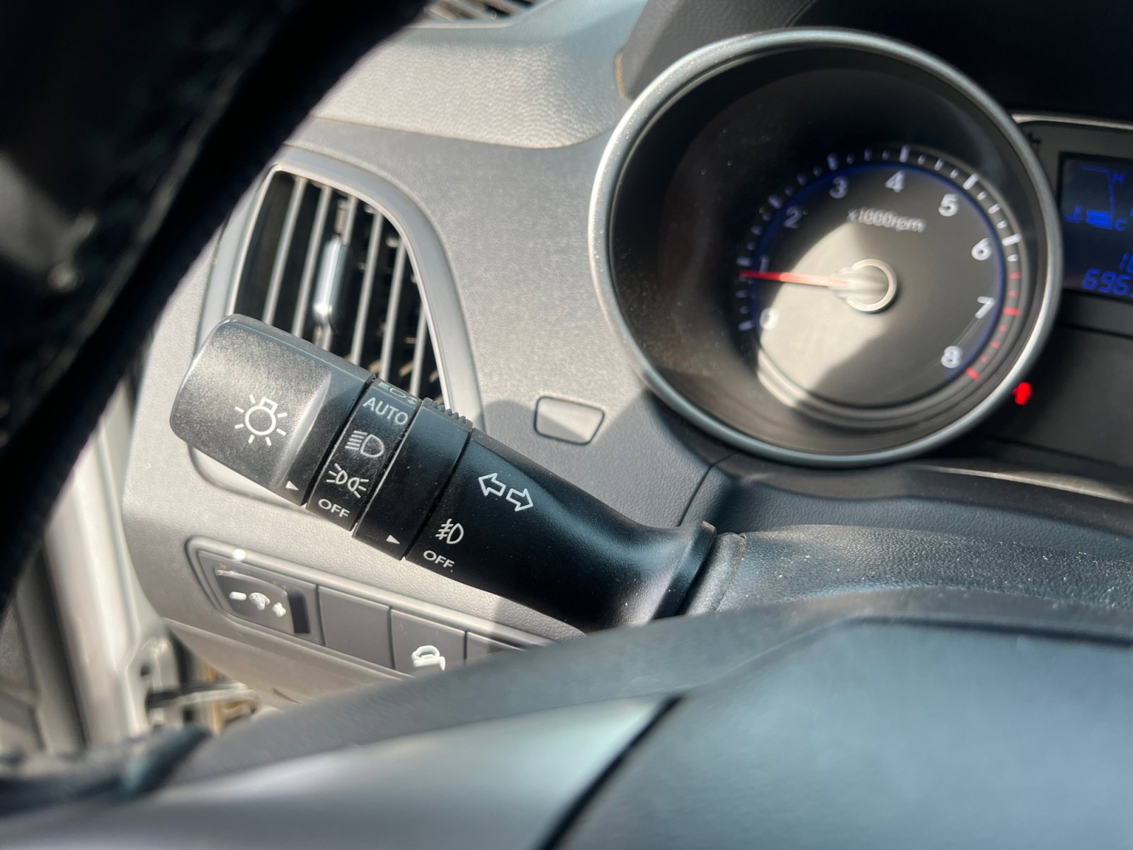 Used 2014 Hyundai Tucson Limited w/ Technology Package 02 image 12